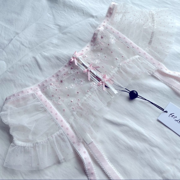 FOR LOVE & LEMONS Evie Garter Belt - Picture 3 of 12